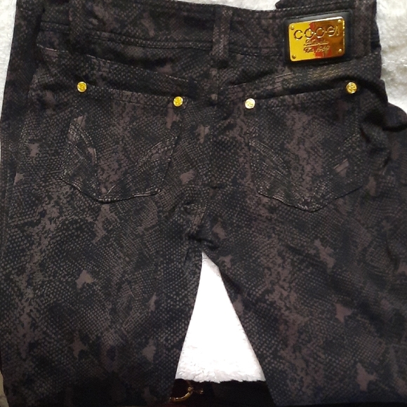 COOGI Black and Gray Textured Jeans with Gold Details - Picture 1 of 9